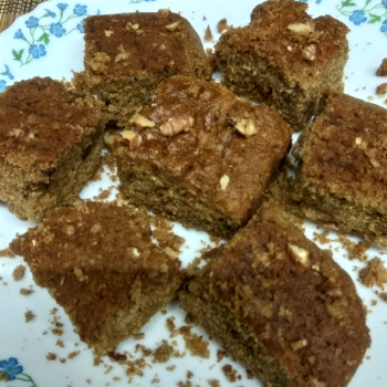 date and walnut cake