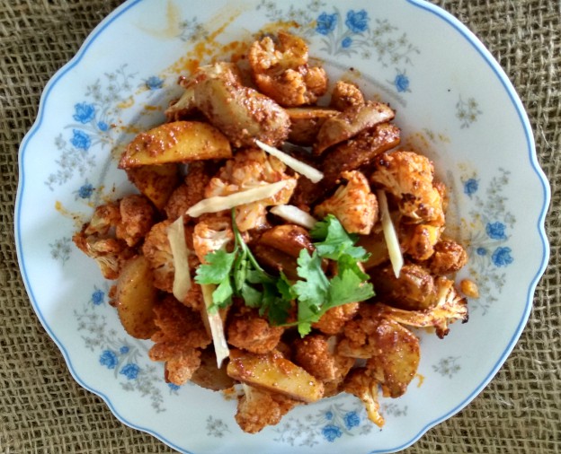 Achari Alu Gobi