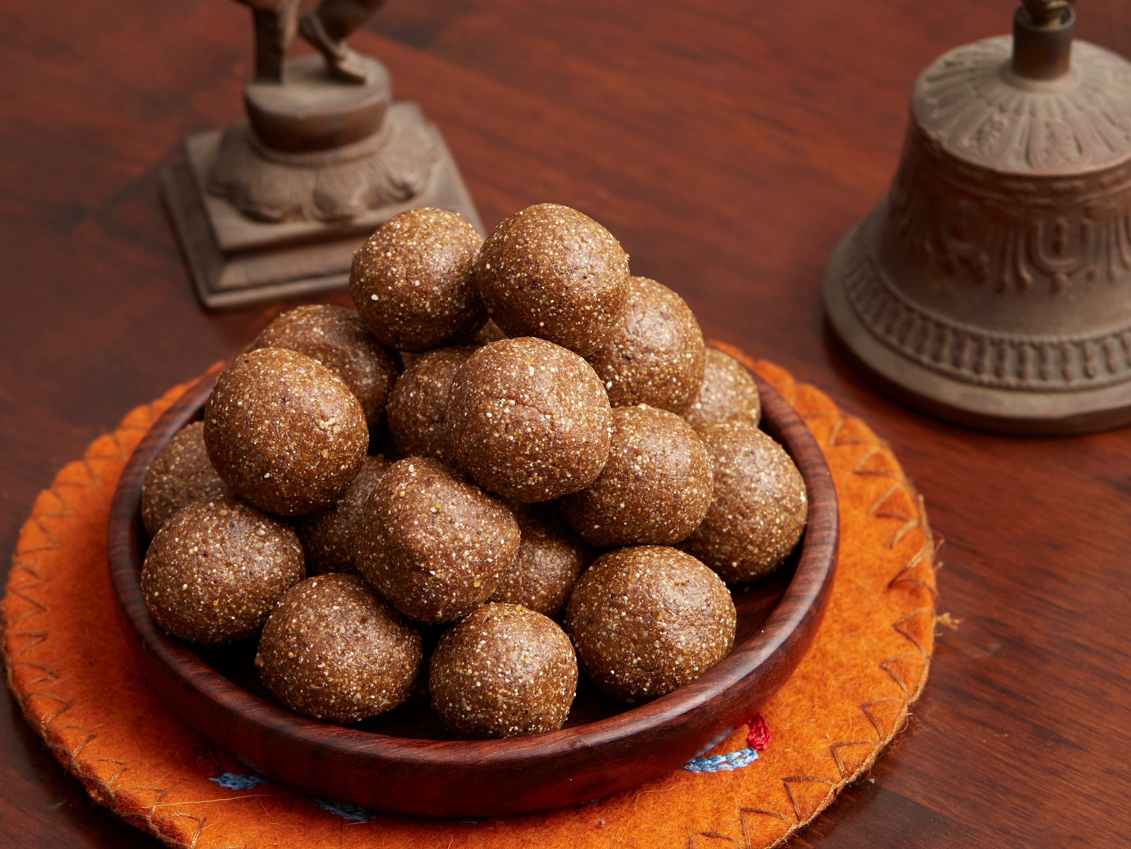 Millet mung laddu